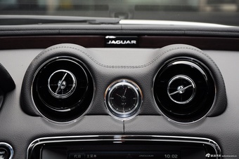 2015款捷豹XJL2.0T两驱典雅商务80周年典藏版