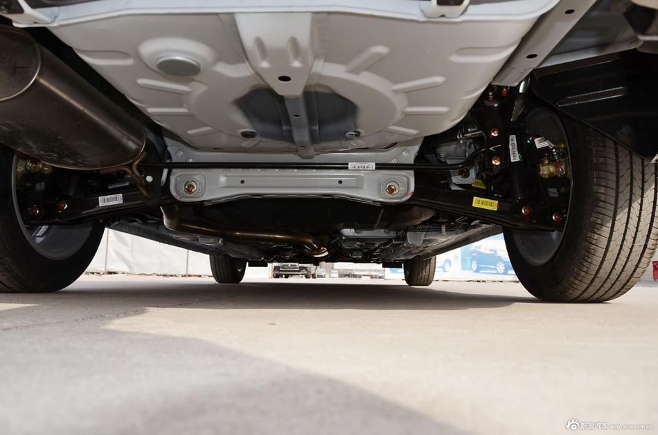 2014款东南V5菱致1.5T手动锐控版实拍