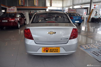 2013款赛欧三厢1.2L手动时尚版