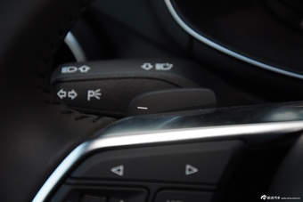 2015款奥迪TT Coupe 45TFSI quattro