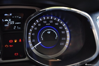 2015款瑞风S5 1.5TGDI手动豪华型