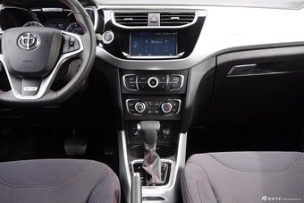 2015款中华V3 1.5L自动精英型