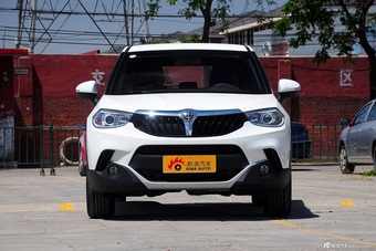 2015款中华V3 1.5L自动精英型