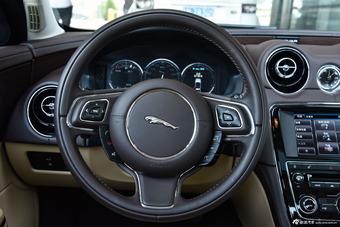 2015款捷豹XJL 3.0 SC典雅商务80周年典藏版