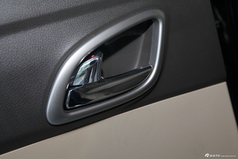 2014款宝骏630 1.5L手动舒适型