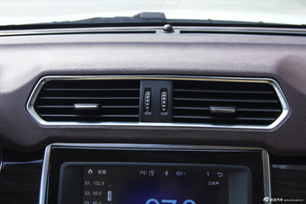 2016款哈弗H2 1.5T手动四驱豪华型