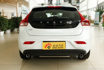 2015款沃尔沃V40 1.6T智逸版
