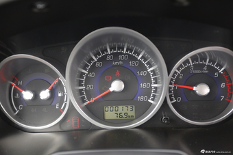 2015款杰虎2.2L领航版JM491Q-ME