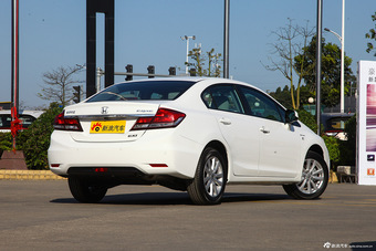 2014款思域1.8L自动经典版