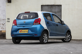 2014款众泰云100纯电动舒适型