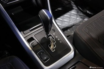 2015上海车展：陆风X5