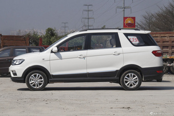 2016款风光370 1.5L手动标准版7座