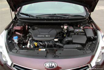 2014款 起亚K3S 1.6L自动Premium 暗樱色