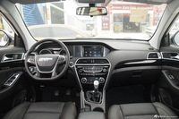 2015款猎豹CS10 2.0T手动至尊版