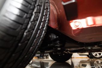 2013款新赛欧三厢1.2L手动温馨版