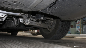 2014款宝马5系525Li 2.0T自动豪华设计套装