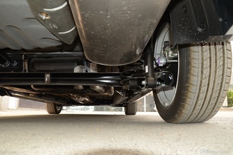 2016款海马M3 1.5L手动舒适型天窗版