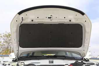 2015款海马S7 1.8T自动改款纵驰型