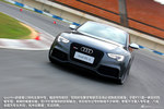 新浪赛道体验奥迪RS 5 Coupé