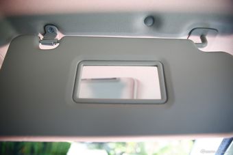 2015款景逸XV 1.6L自动豪华型