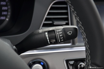 2016款索纳塔九2.0L hybrid HS领先型