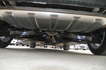 2015款阿特兹2.0L自动蓝天豪华版