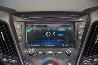 2015款现代飞思 1.6T自动尊享版