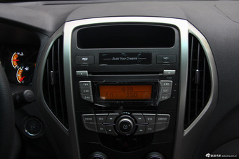 2015款比亚迪全新F3节能版1.5L手动舒适型