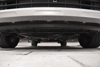 2016款众泰SR7 1.5T手动魔方之梦版