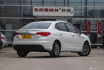 2015款雪铁龙C4L 1.2T自动豪华型