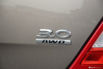 2016款捷豹XJL 3.0L自动SC四驱全景商务版