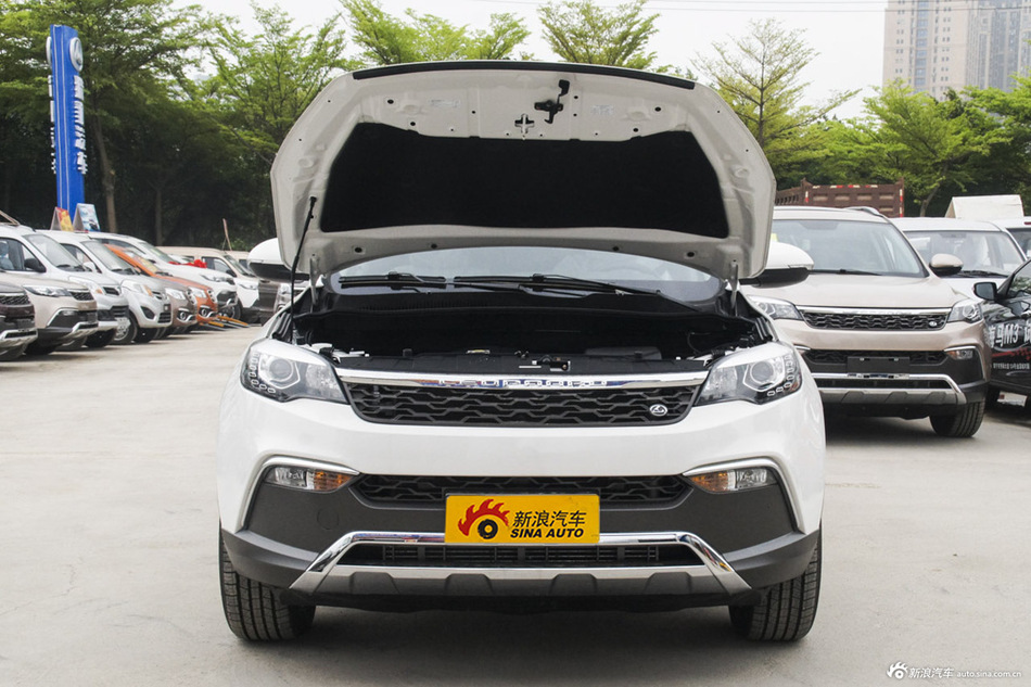 2015款猎豹CS10 2.0T手动至尊版