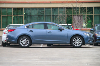 2015款阿特兹2.0L自动蓝天豪华版