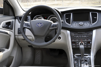 2014款奔腾B90到店实拍