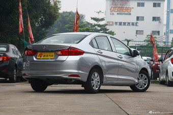 2015款锋范1.5L CVT舒适版