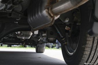 2013款瑞风M5 2.0T自动公务版