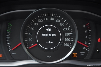 2016款沃尔沃XC60 2.0T T5智行版