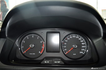 2013款朗逸1.6L自动风尚版 锐意红