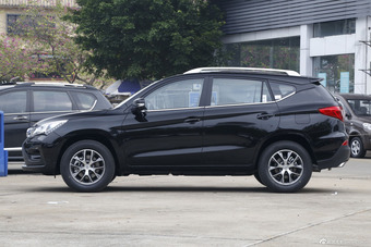 2016款比亚迪宋1.5TI手动豪华型