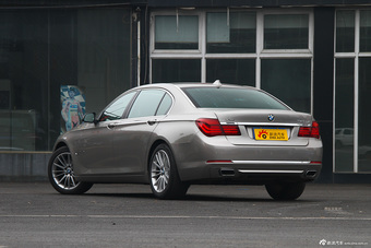 2013款宝马7系740Li xDrive