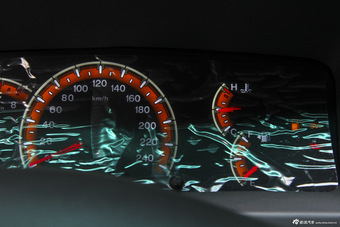 2015款比亚迪F3节能版1.5L手动豪华型