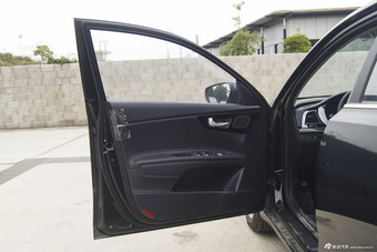 2014款起亚K4 1.8L自动GLS