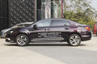 2015款DS 5LS 1.6T自动雅致版THP160