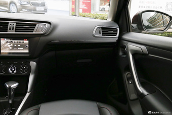 2015款东风雪铁龙C3-XR 1.6L自动先锋型