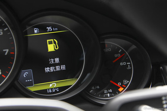 2014款保时捷Panamera 4S Sport Edition 3.0T自动