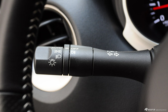 2014款英菲尼迪ESQ 1.6T自动率动版