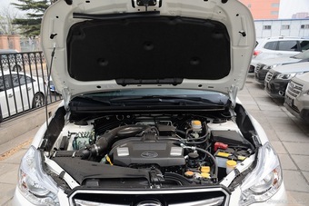 2016款斯巴鲁XV 2.0L自动精英版图片