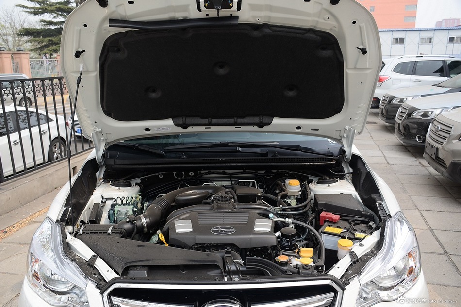 2016款斯巴鲁XV 2.0L自动精英版