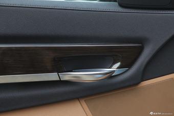 2013款宝马7系730Li豪华型