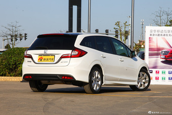 2016款杰德1.8L自动舒适版5座